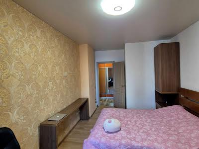квартира за адресою Академіка Глушкова просп., 9-В