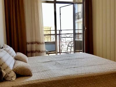 квартира за адресою Французький бульв., 60в