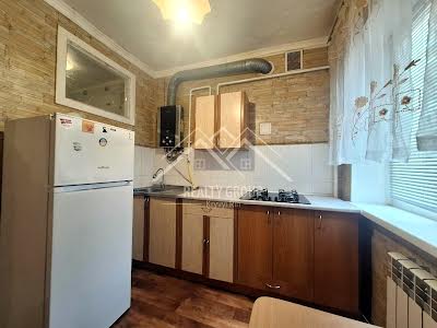 квартира за адресою Тесленка вул., 8