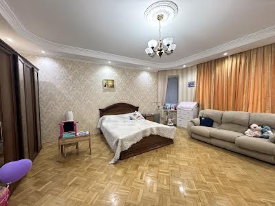 квартира за адресою Педагогічна вул., 27