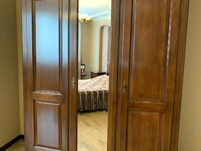 квартира по адресу Киев, Срибнокильская ул., 1