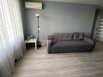квартира за адресою Нескорених вул. (Героїв Праці), 58