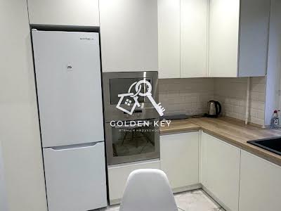 квартира за адресою Корнійчука, 12
