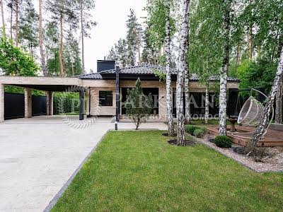 будинок за адресою Плютовська вул., 1