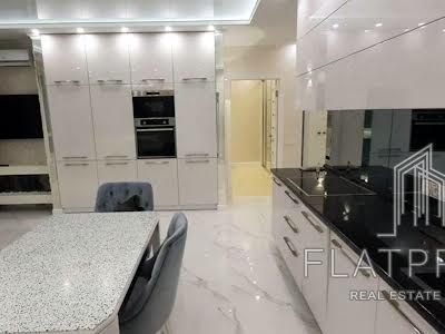 квартира за адресою Зарічна вул., 1-В