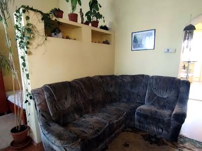 квартира по адресу Мольера ул., 45