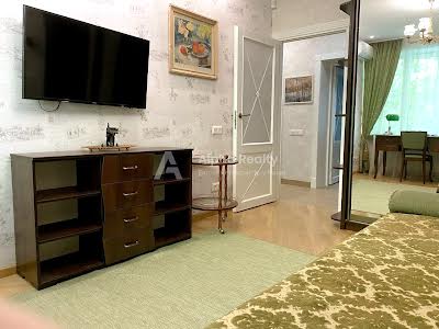 квартира за адресою Івана Франка вул., 3