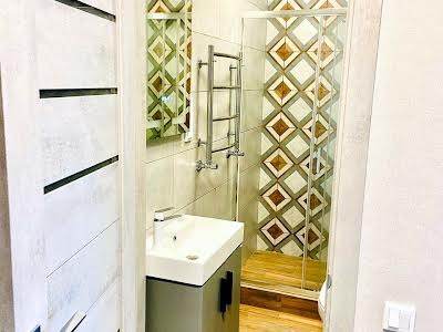 квартира за адресою Генерала Грекова вул., 4