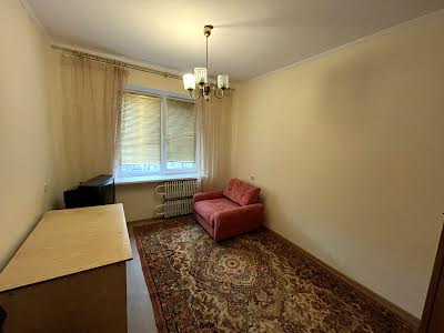 квартира по адресу Героев просп., 32
