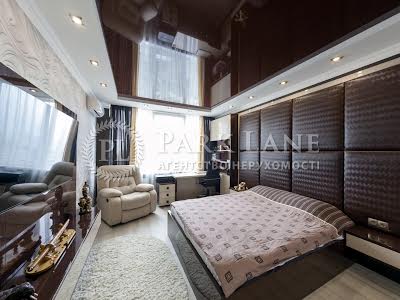 квартира за адресою Миколи Амосова вул., 4
