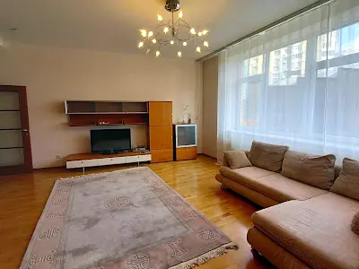 квартира по адресу Старонаводницкая ул., 13
