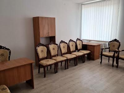 комерційна за адресою Подольська вул., 40