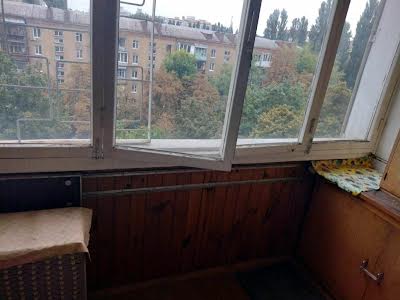 квартира за адресою Дегтярівська вул., 6