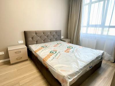 квартира за адресою Миколи Гулака вул., 4