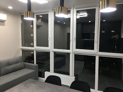 квартира по адресу Академика Заболотного ул., 15