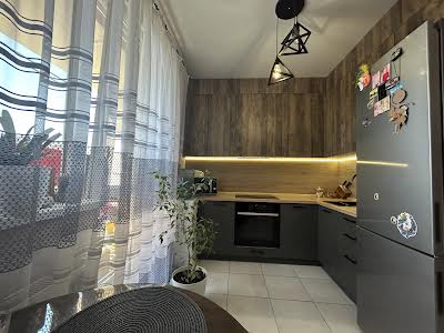 квартира по адресу Михаила Грушевского ул., 30г