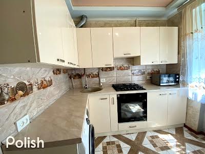 квартира за адресою Бажова вул., 8