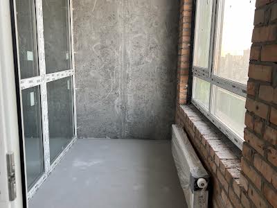 квартира за адресою Причальна вул., 10