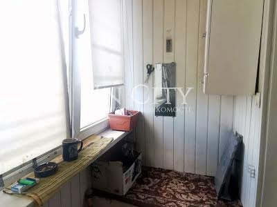 квартира за адресою Каштанова вул., 5