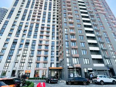 квартира за адресою Дніпровська наб., 16Г