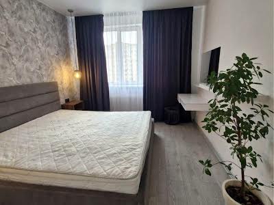 квартира за адресою Боголюбова вул., 27