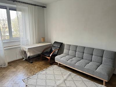 квартира по адресу Зерова ул., 15