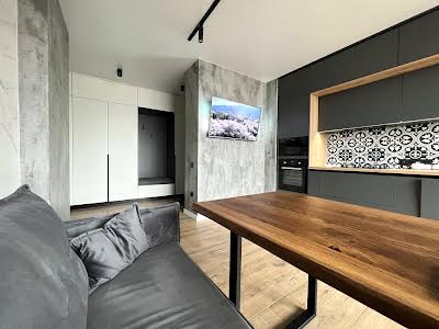 квартира за адресою Трускавецька вул., 123