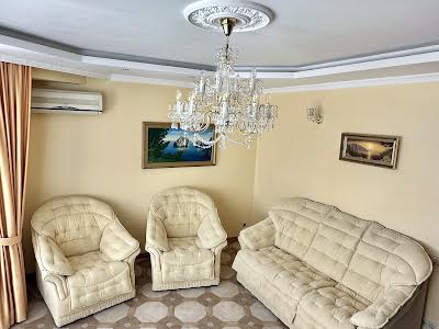 квартира за адресою Микільсько-Слобідська вул., 4-В