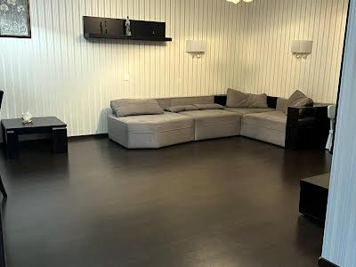 квартира за адресою Ревуцького вул., 9