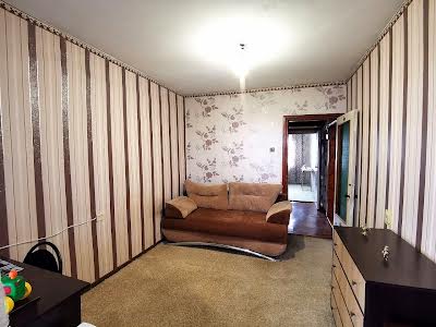 квартира за адресою Олександра Кукурби вул. (Космонавта Комарова), 3