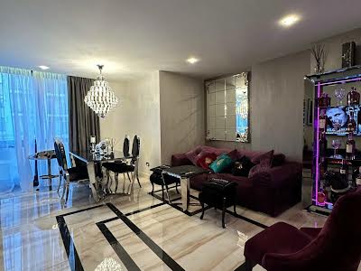 квартира за адресою Адмирала Азарова, 6Б