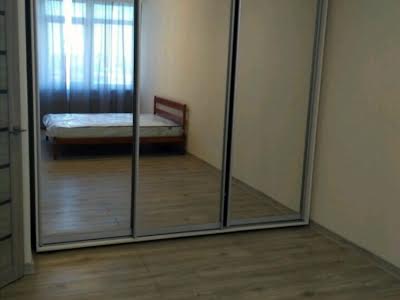 квартира за адресою Перлинна вул., 7