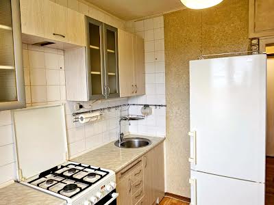 квартира за адресою Героїв бульв., 16