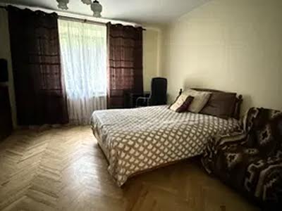 квартира по адресу Авиаконструктора Антонова ул., 7