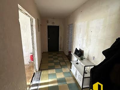 квартира за адресою Академіка Єфремова вул. (Командарма Уборевича), 21