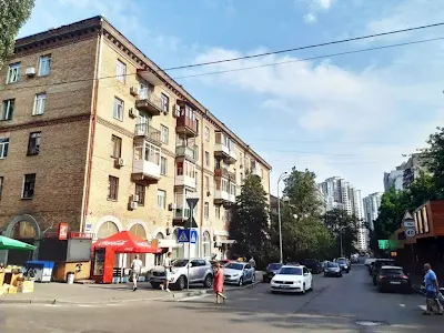 квартира за адресою Андрія Верхогляда вул. (Михайла Драгомирова), 10/10