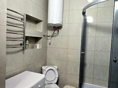 квартира за адресою Героїв Небесної Сотні просп., 16а