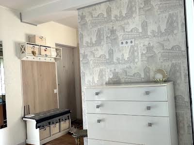 квартира за адресою Богатирська вул., 14