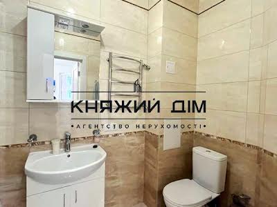 квартира за адресою Феодосійська вул., 3-В