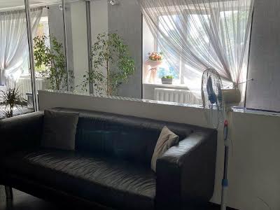 квартира за адресою Джона Маккейна вул. (Івана Кудрі), 43