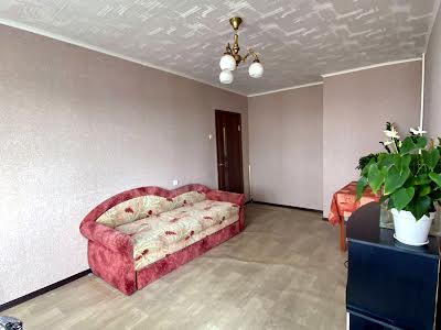квартира за адресою Віктора Чукаріна вул., 6