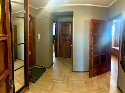 квартира за адресою Тарасівська вул., 20