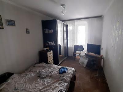 квартира за адресою Симиренка вул., 34