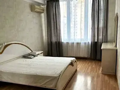 квартира по адресу Владимира Ивасюка просп. (Героїв Сталінграду), 8