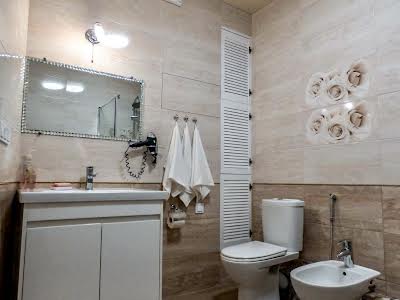 квартира за адресою Генуезька вул., 3а