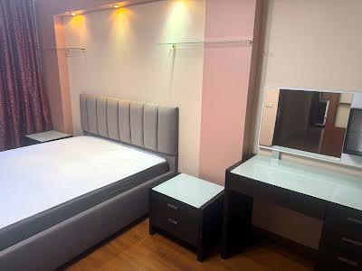 квартира за адресою Анни Ахматової вул., 35