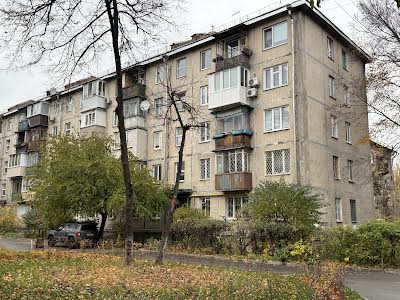 квартира за адресою Голосіївський просп. (40-річчя Жовтня), 94