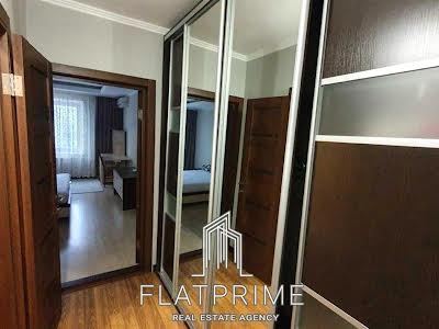 квартира за адресою Драгоманова, 8А
