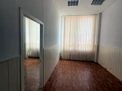 комерційна за адресою Слобожанський просп. (ім. газети Правда), 29