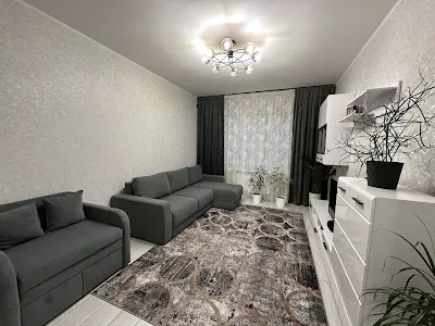 квартира за адресою Ревуцького вул., 54б